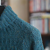 Бесшовный чёрный свитер из твида Donegal Tweed