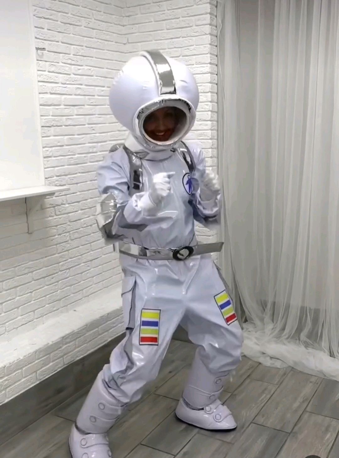 Kids costume: изображения без лицензионных платежей