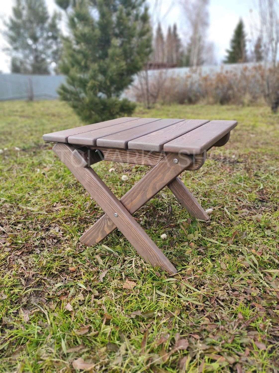 Складной стол на пикник