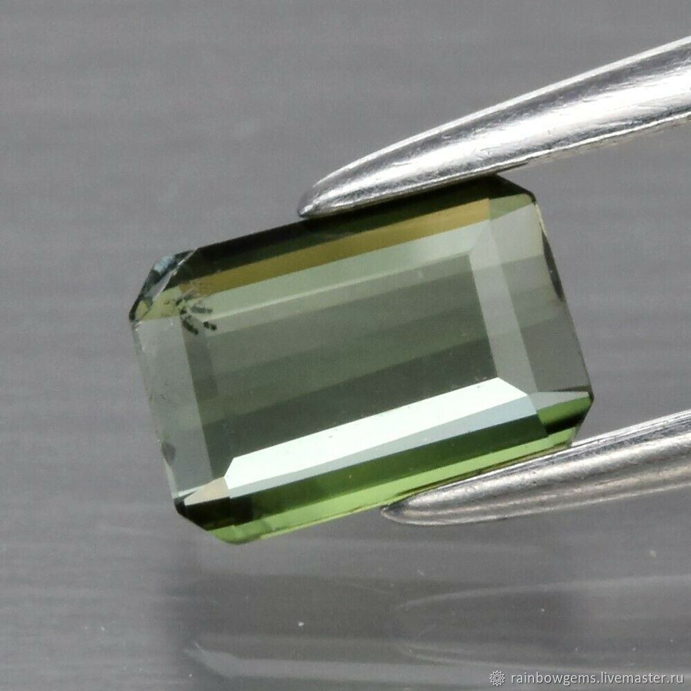 Турмалин зеленый натуральный. 0,43ct купить в интернет-магазине Ярмарка ...