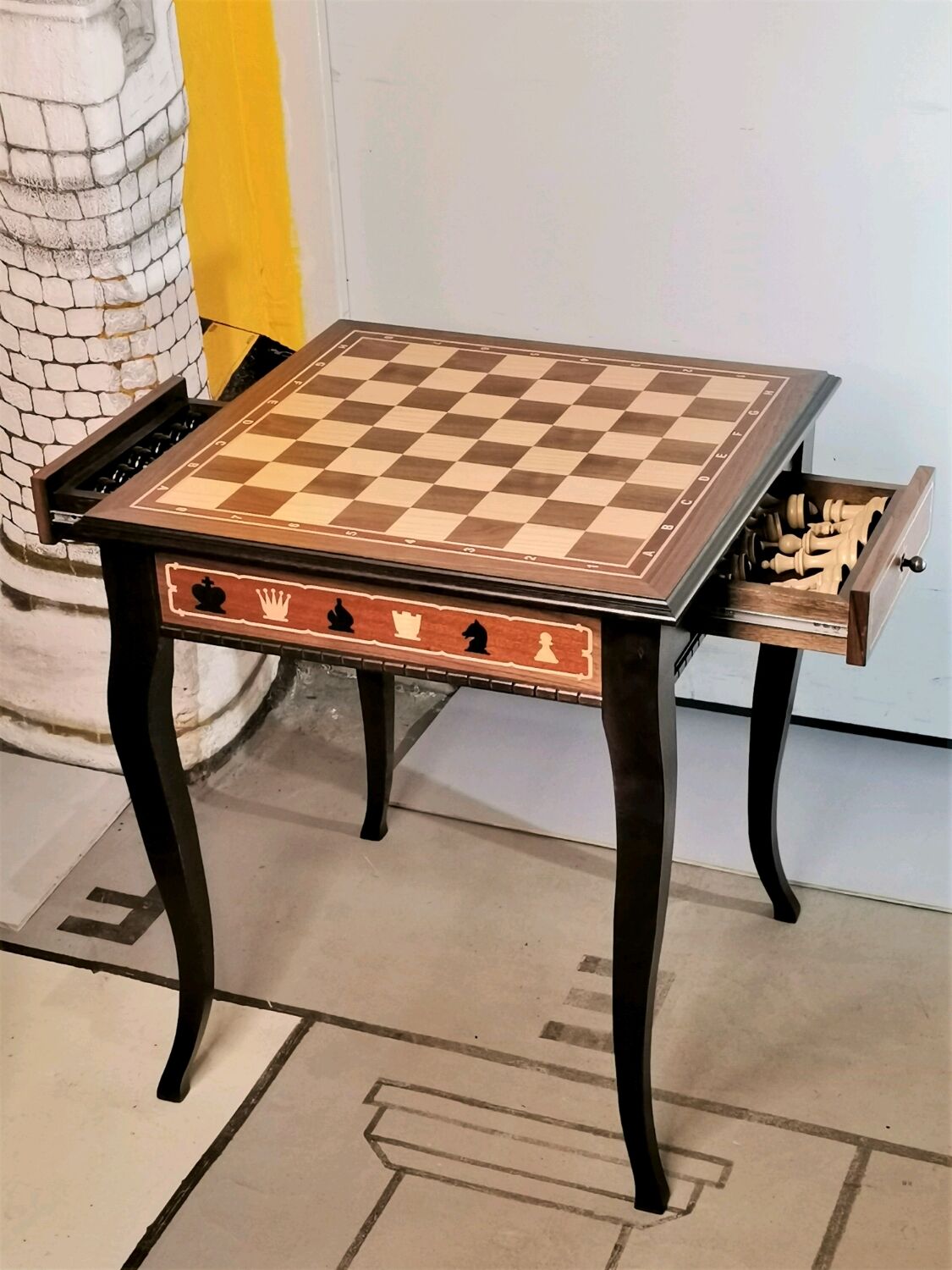 Шахматный стол Маккензи