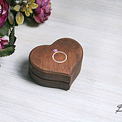 Коробочка-шкатулка для свадебных колец с инициалами