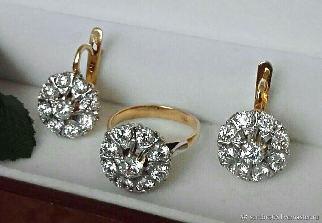 Бриллиантовое кольцо и серьги