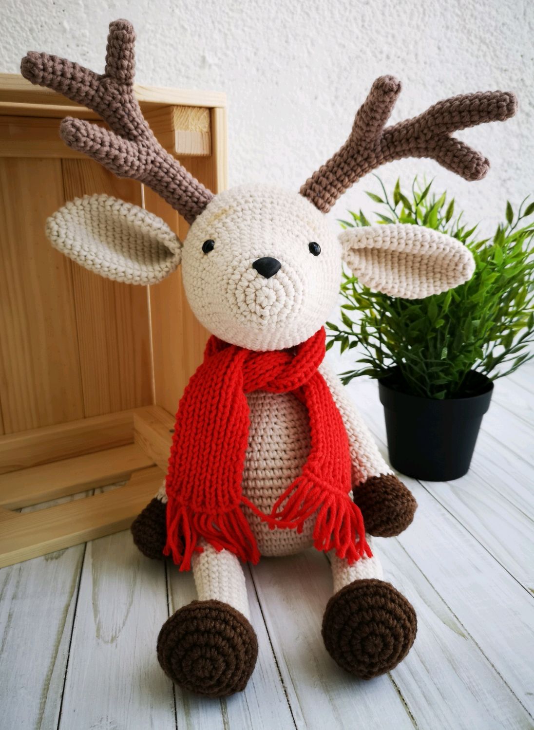 связать оленя. вязаный олень. вязаный олень. связать оленя. рождественский олень амигуруми.