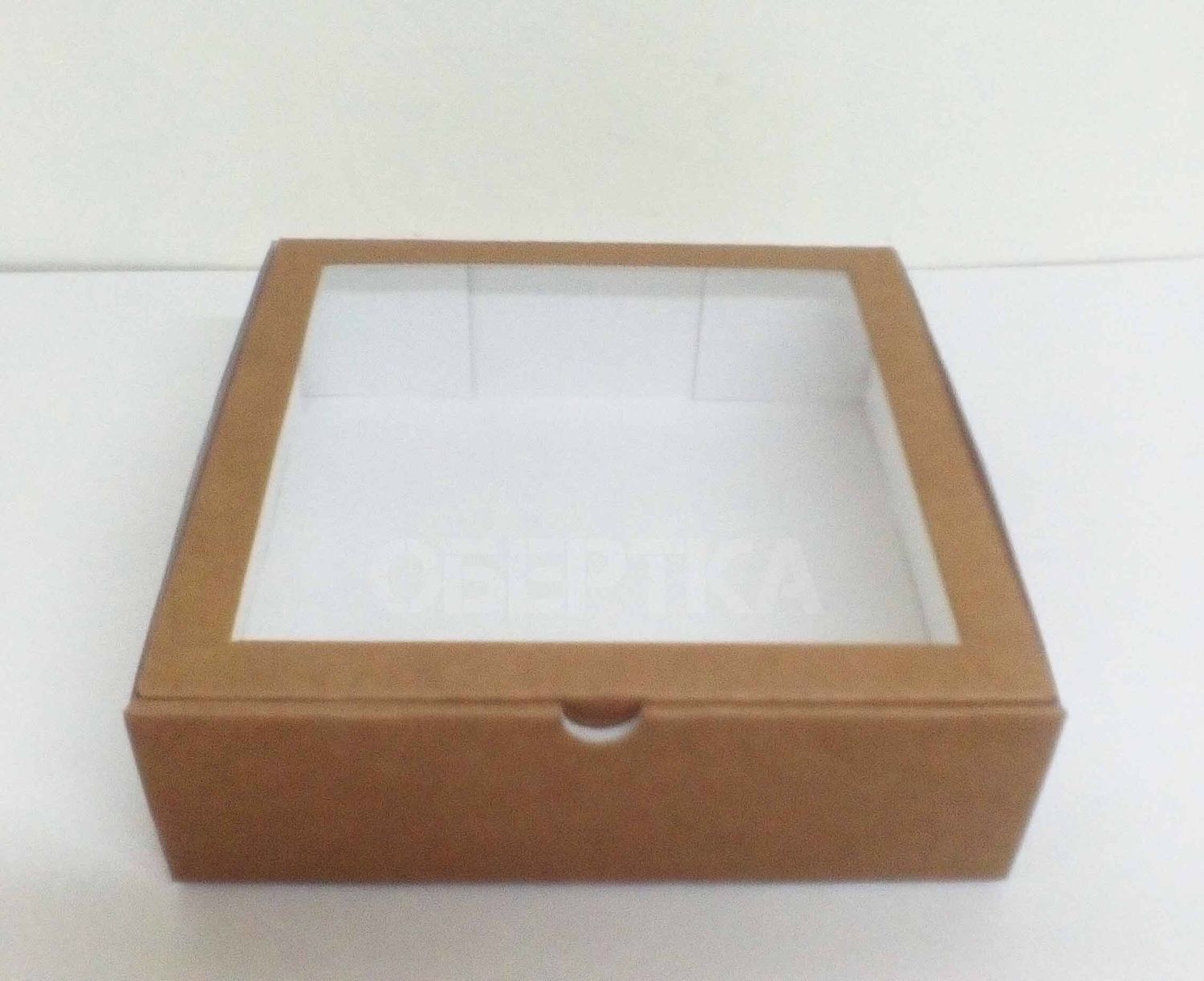 Коробка с прозрачным окном. Коробка с окошком, 28х28х7 см, крафт. Крафт коробка с окном 28х28х7 см. Коробка с окошком 30х25х20. Коробка с окном 28*28*7 дно+ крышка.