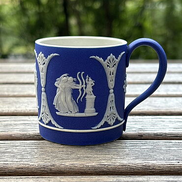 Винтаж ручной работы. Ярмарка Мастеров - ручная работа Винтаж: Wedgwood Веджвуд джаспер чашка кофейная бисквитный фарфор ок. 1880 г.. Handmade.
