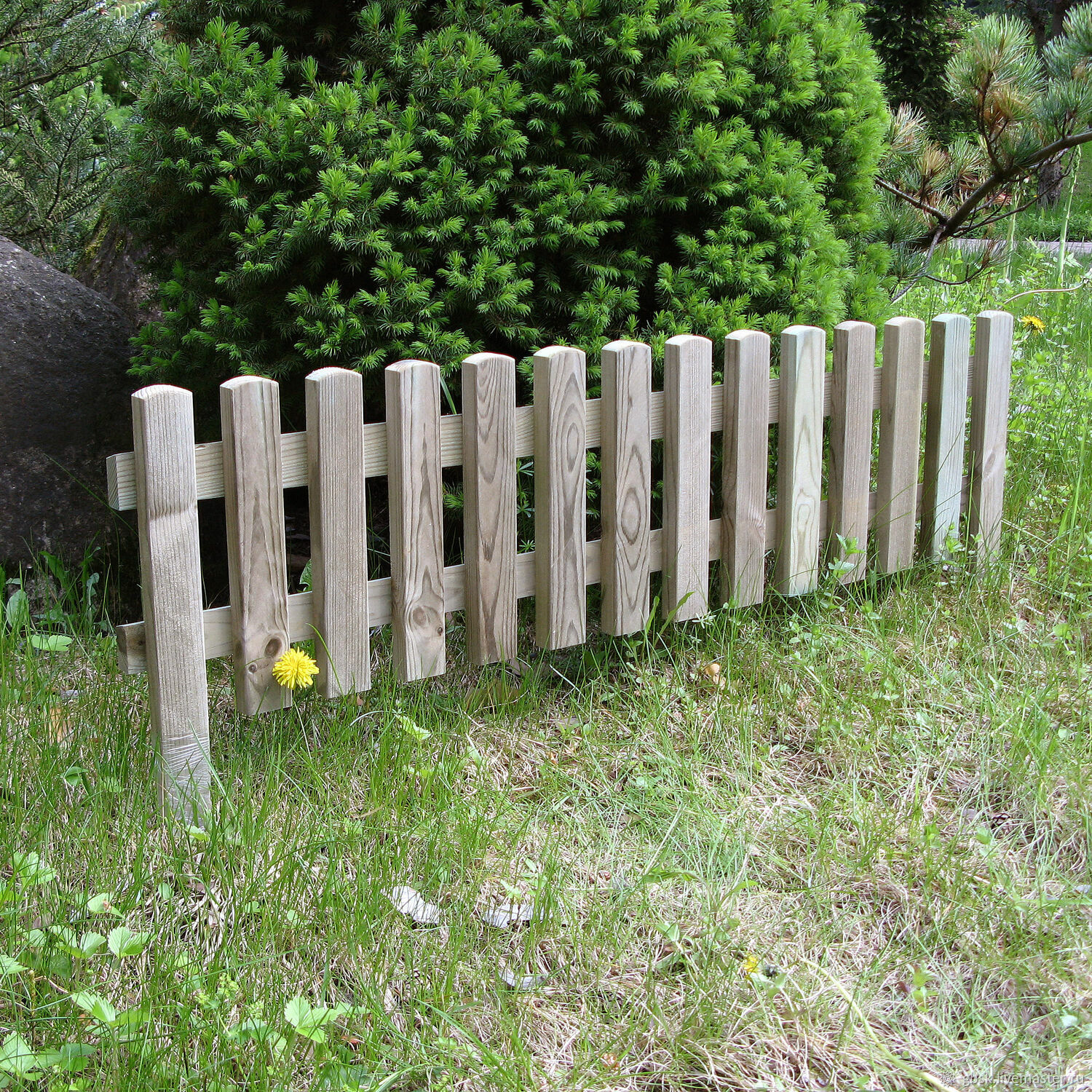 Забор для палисадника из дерева фото