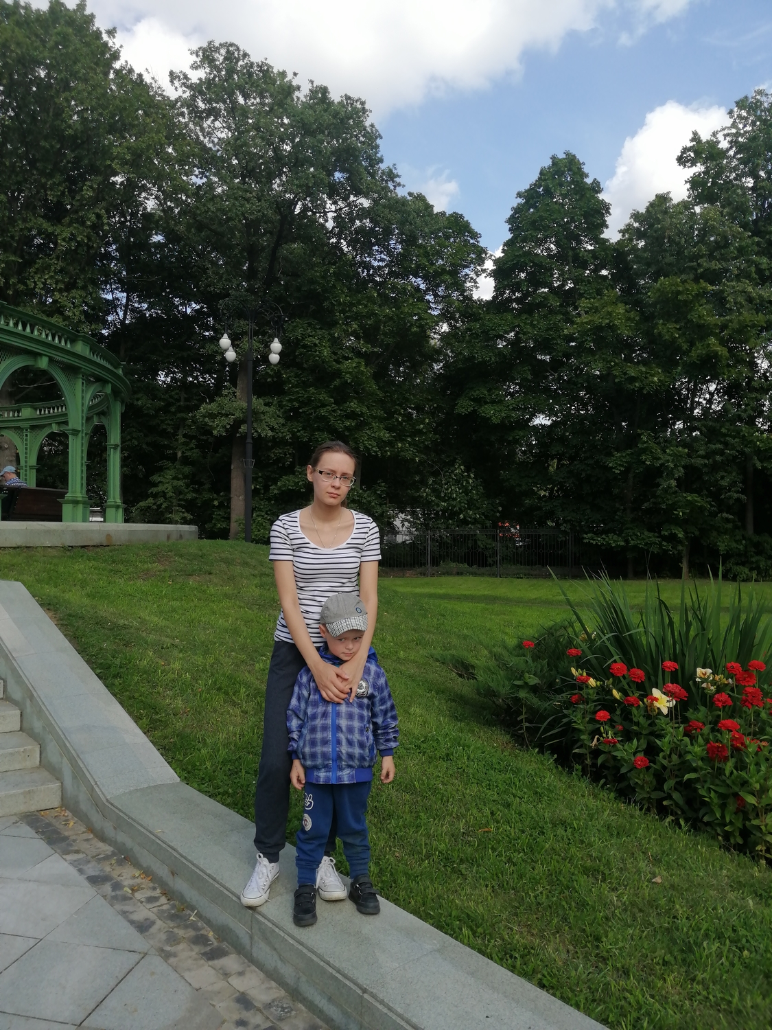 Дочери 15,сыну 3,10