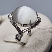 Украшения handmade. Livemaster - original item Silver ring with cat`s eye and cubic zirconia. Handmade.