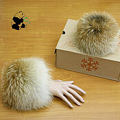 Аксессуары handmade. Livemaster - original item Fur cuffs made of red Siberian fox fur... Handmade.