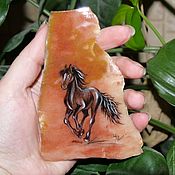 Сувениры и подарки handmade. Livemaster - original item Horse Magnet from natural stone Beloretskiy quartzite. Handmade.