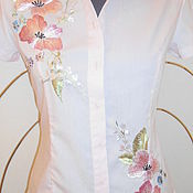 Вышитая шелком заготовка на блузку
