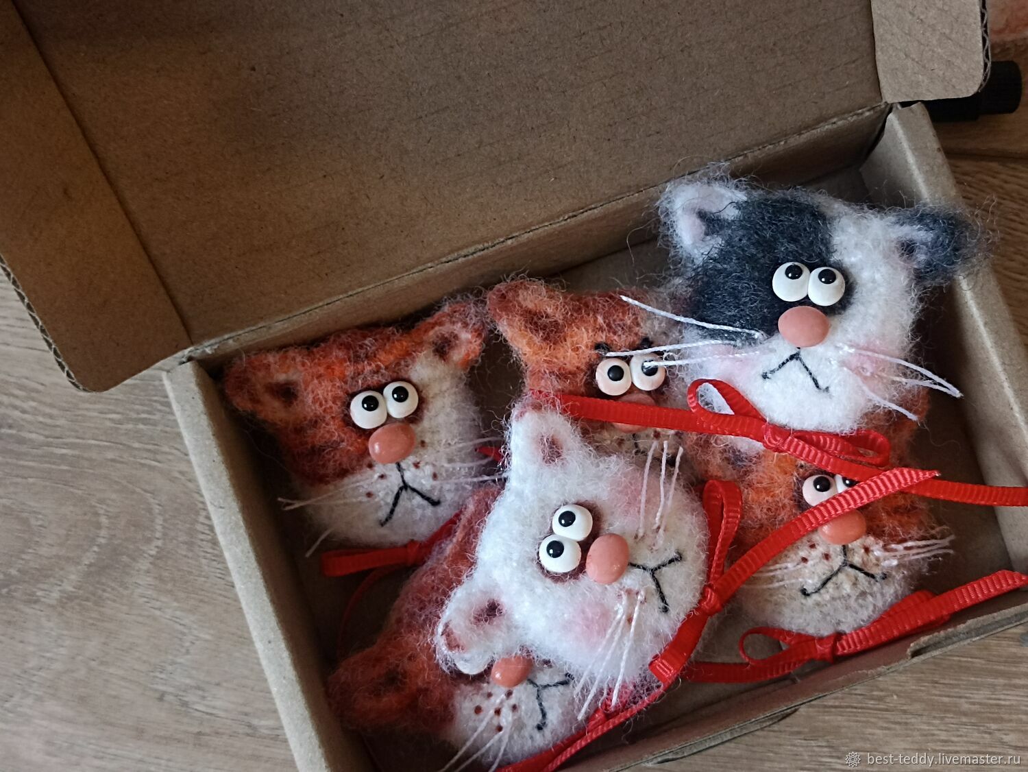 Кото- брошь купить в интернет-магазине Ярмарка Мастеров по цене 700 ₽ – X6942RU, Амигуруми куклы и игрушки, Кстово - доставка по России