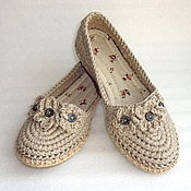 Обувь ручной работы handmade. Livemaster - original item Knitted ballet flats with flowers, gray linen-cotton. Handmade.