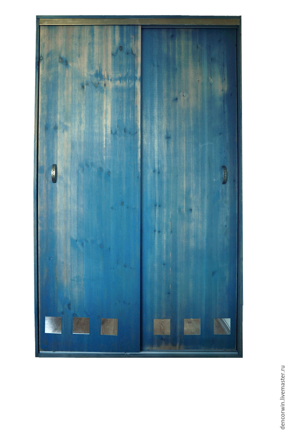 Деревянный шкаф голубой