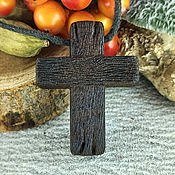 Деревянный резной крест распятие