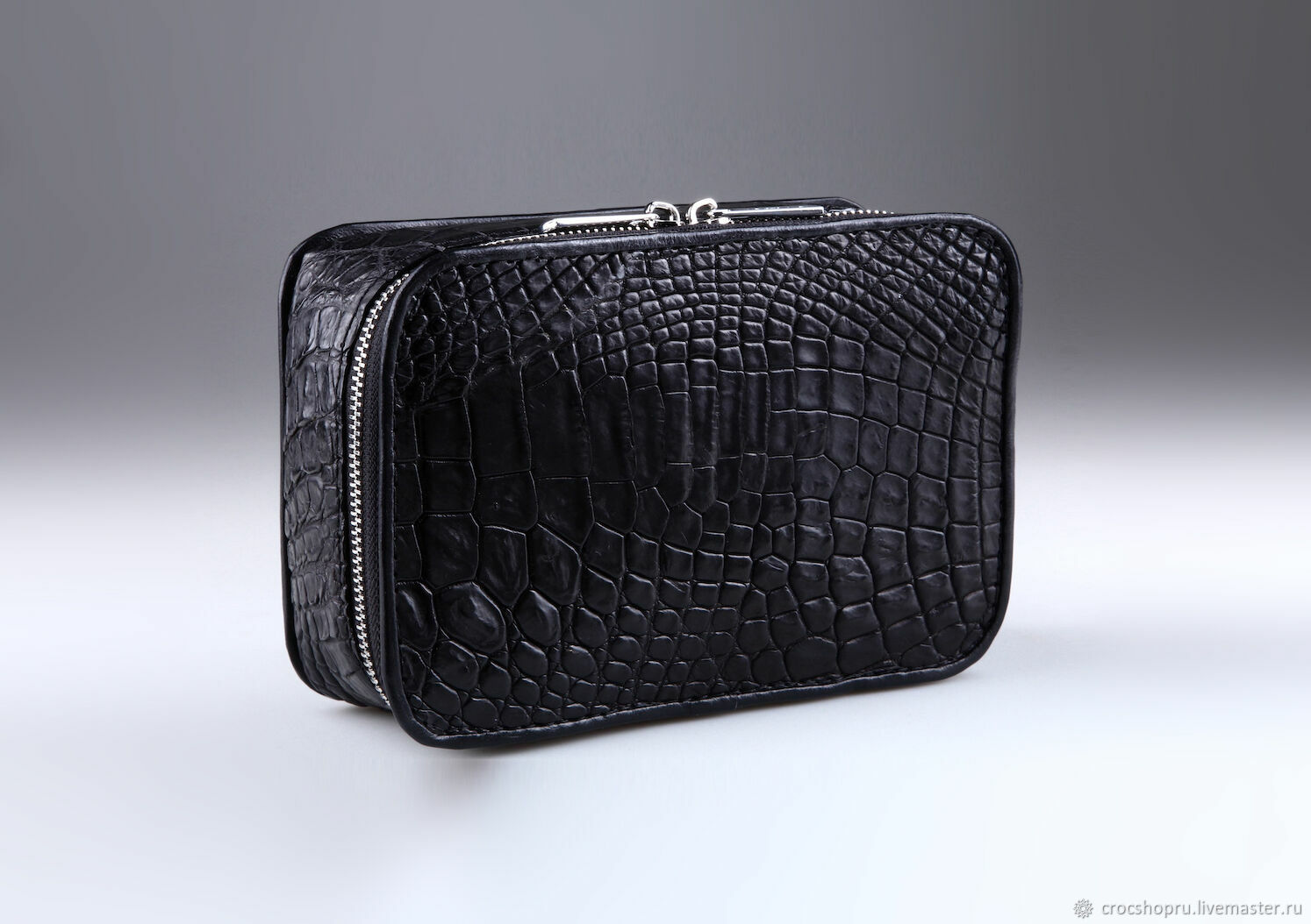 Waist bag, over the shoulder made of genuine crocodile leather IMA0522B5, Men\'s bag, Moscow,  Фото №1