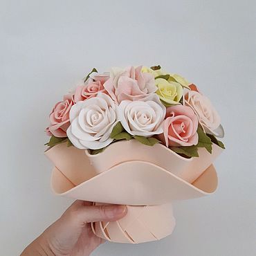 Букетик роз из фоамирана