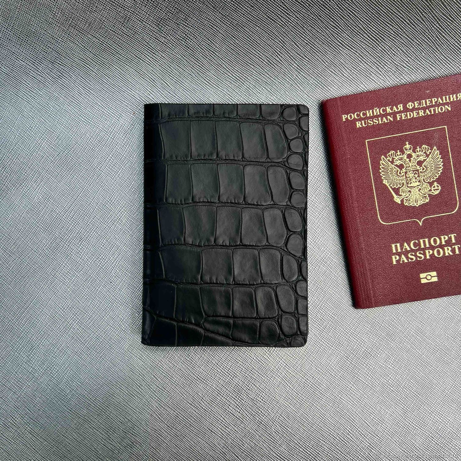 Обложка на паспорт и документы в коже под крокодила в интернет-магазине ...