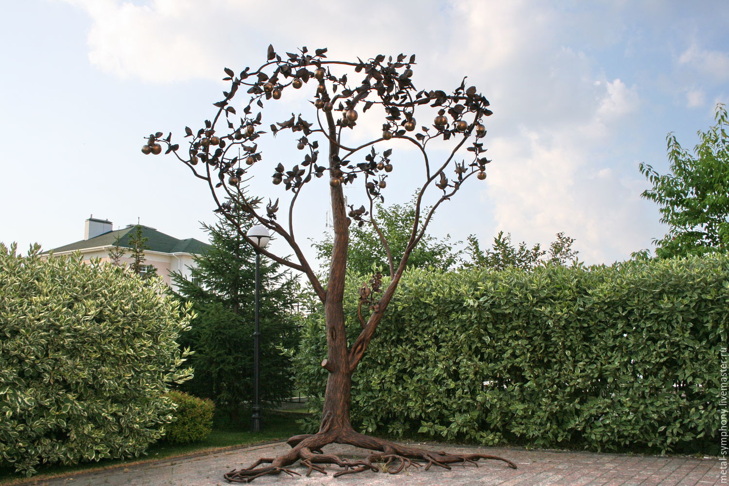 дерево из металла фото