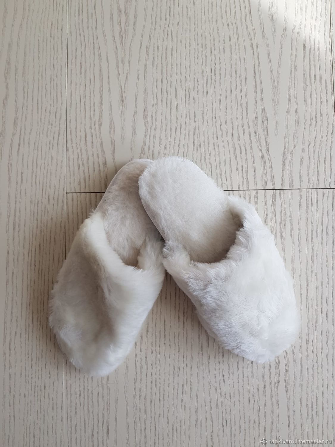 White sheepskin slippers closed cape, Slippers, Moscow,  Фото №1