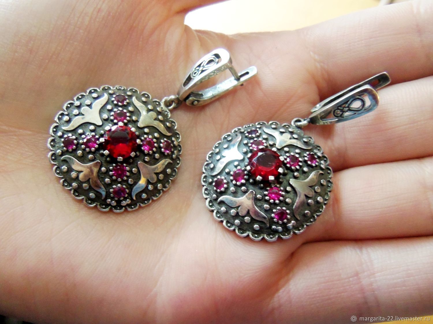 Армянские серебряные украшения