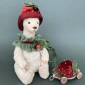 Куклы и игрушки handmade. Livemaster - original item Monty Bear and Strawberry. Handmade.