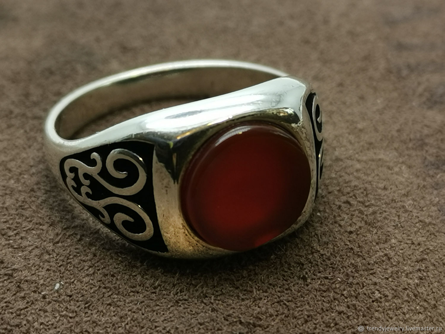 Кольцо перстень