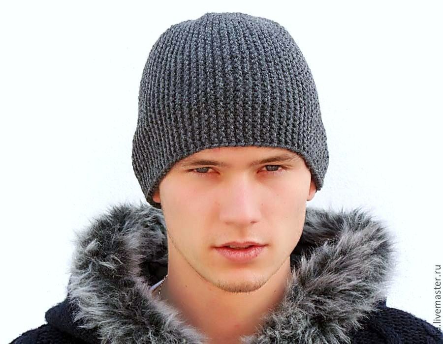 Зимняя шапка для мужчин вязаная