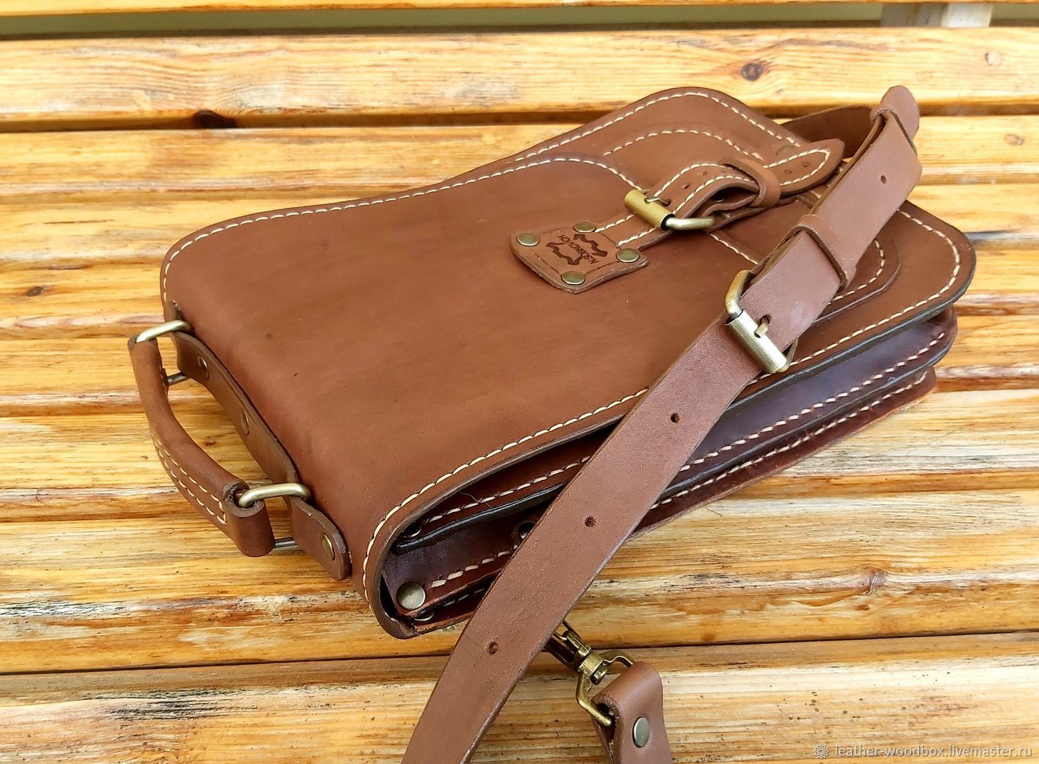 Мужская сумка-планшет из толстой шорно-седельной кожи