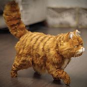 Невская маскарадная кошка. Реалистичная игрушка