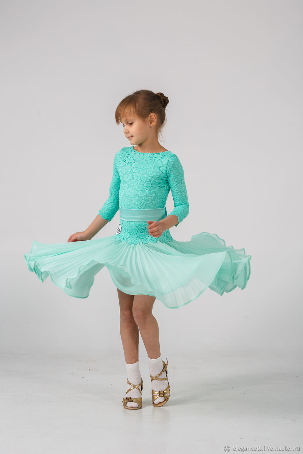 Платье для танцев детское