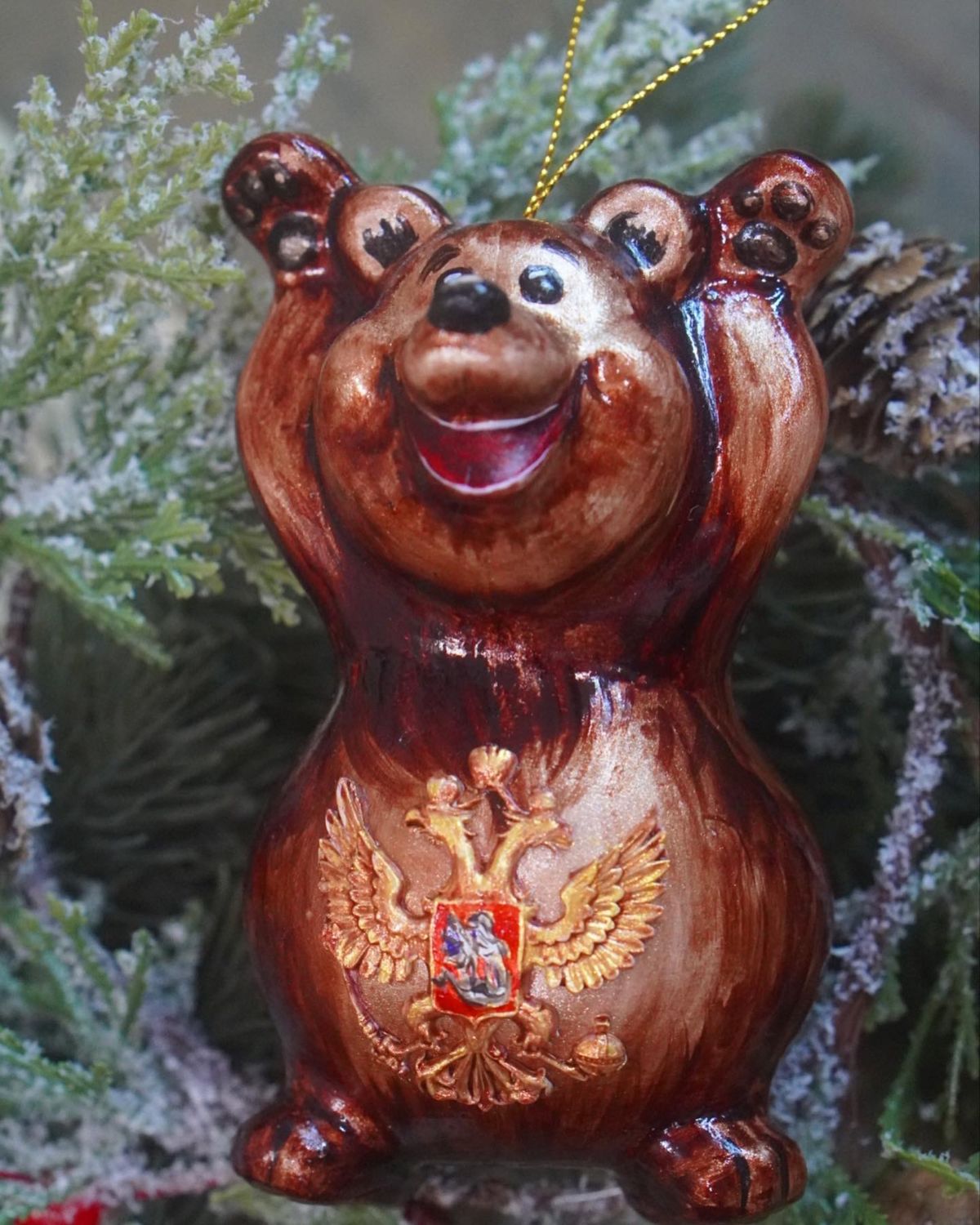 Ёлочная игрушка Медведь с хворостом купить у производителя ☆ Кукольная мастерская на Ланском