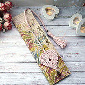 Сувениры и подарки handmade. Livemaster - original item Bookmark for books Knitted heart pink. Handmade.