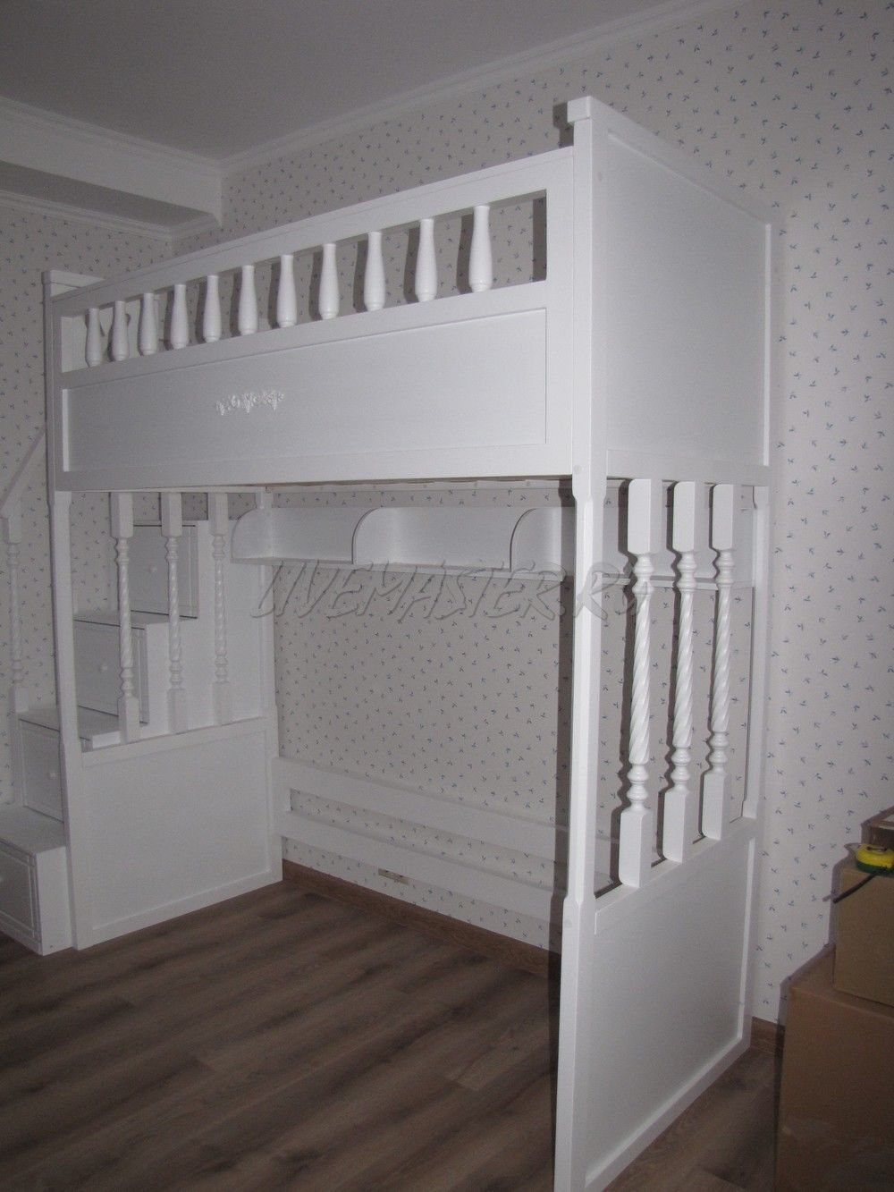 Кровать чердак юниор 3 с металлической лестницей