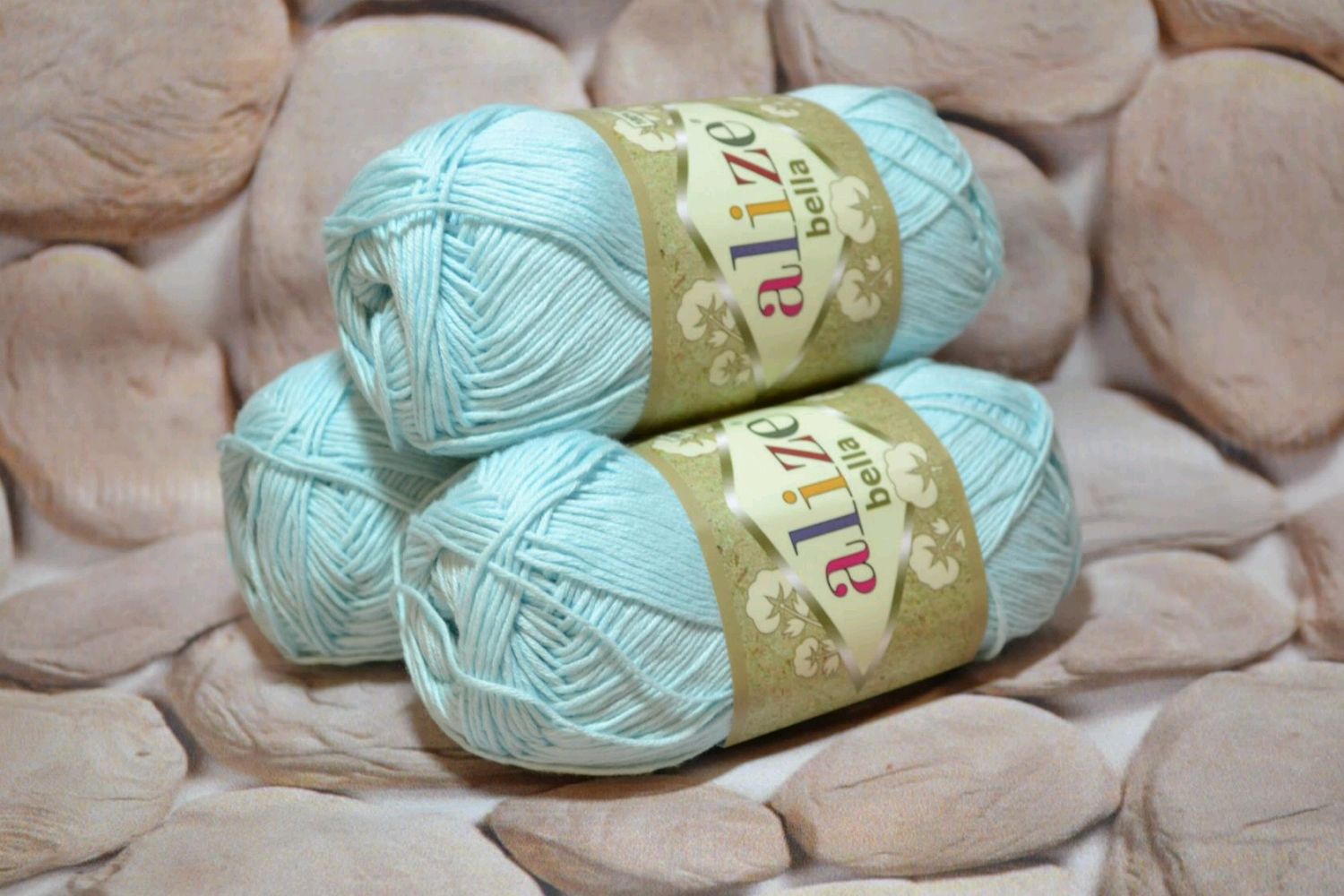 Шнур из пряжи. Фантазийная пряжа в бобинах. Ацтека файн люкс пряжа катя. Пряжа 180 м. Пряжа с эффектом фламме.