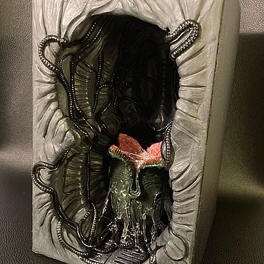 Куклы и игрушки ручной работы. Ярмарка Мастеров - ручная работа Book Nook “Alien” / Бук нук «Чужой». Handmade.