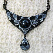 Ожерелок "Росинка", колье из кожи и камня, женское украшение
