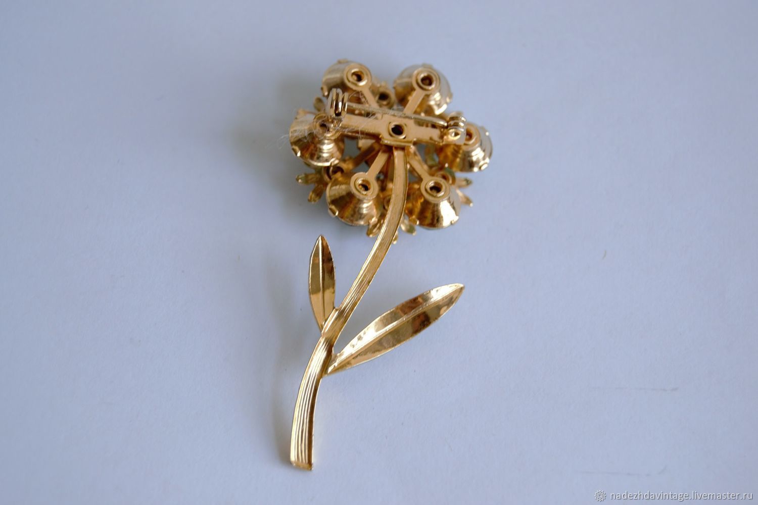 антикварные чехословацкие броши. винтажные броши на авито. винтажные броши на авито. винтажные броши на авито. винтажные броши.