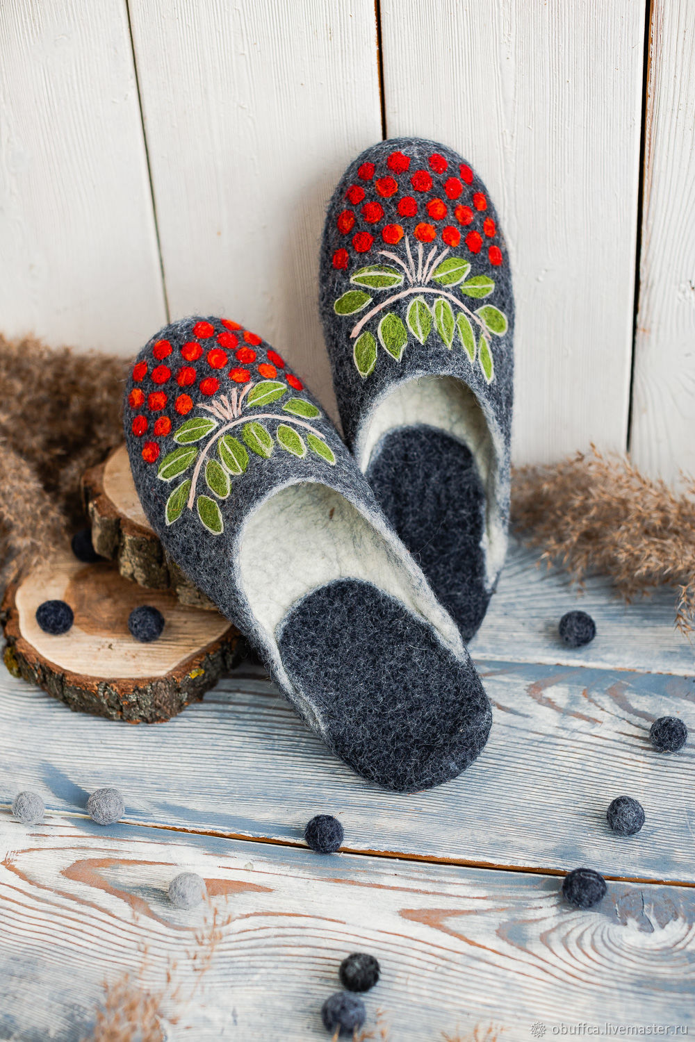 Felted women's felt slippers made of merino wool with cosmetics, Slippers, Kazan,  Фото №1