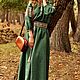 Заказать Вышитый комплект платьев для мамы и дочки изумрудного цвета. Etno Moda. Ярмарка Мастеров. . Платья Фото №3