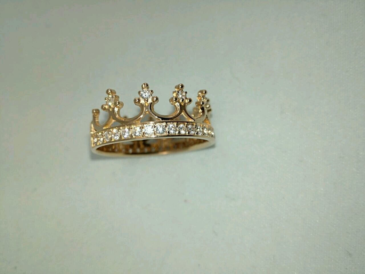 В приморском крае корона. Золотое кольцо корона 585. Золотое кольцо корона 585 пробы. Кольцо корона 585. Золотое кольцо корона 585 золотой.