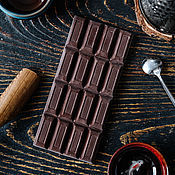 Темный шоколад с какао крупкой и имбирем