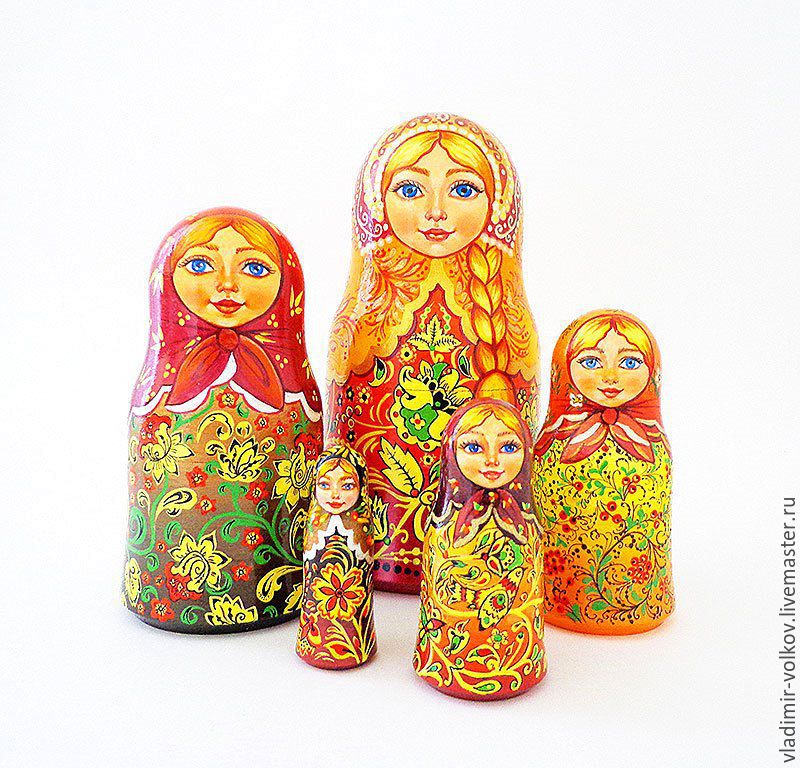 traditional russian dolls