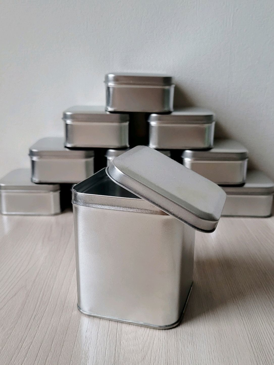 Коробка жестяная, серебро, 7,6х7,6х9,2 см, со съёмной крышкой купить в ...