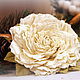 Роза `Брызги шампанского` - этот нежный и воздушный цветок. В прическе или на одежде будем смотреться прекрасно. Дополнит образ и подарит хорошее настроение!Работа Покусаевой Марины (Romashka)