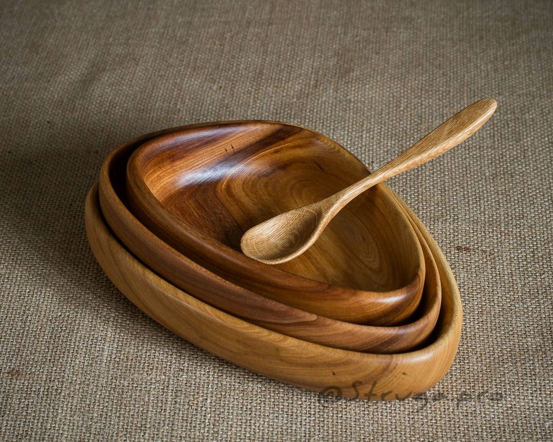 Еда деревянная купить. Деревянная посуда. Деревянная тарелка. Необычная деревянная посуда. Деревянная тарелка глубокая.