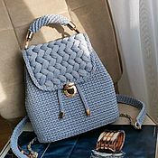 Серо-голубая сумочка на цепочке