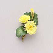 Бутоньерка "Тишина". Цветы из хлопка и шелка