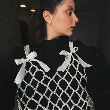 Одежда ручной работы. Ярмарка Мастеров - ручная работа Топ из бусин на лентах. Handmade.